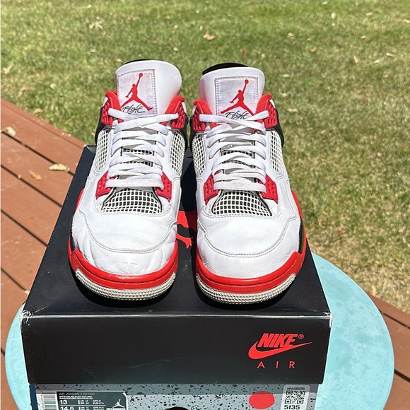 Jordan 4 fire red - Picture 3 of 9